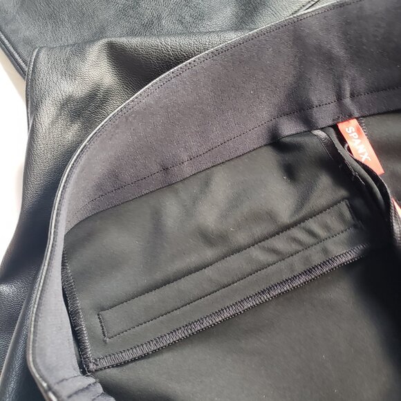 Spanx Leather Like Flare Leg Stretch Pull On Luxe Black Pants - Picture 15 of 16